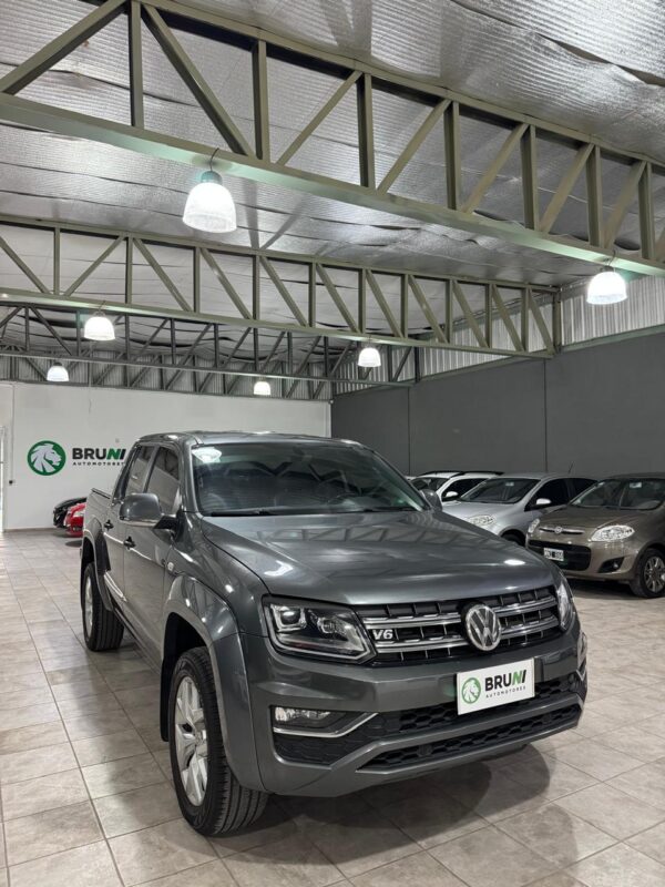 Volkswagen Amarok V6 Highline 4x4 AT 2021