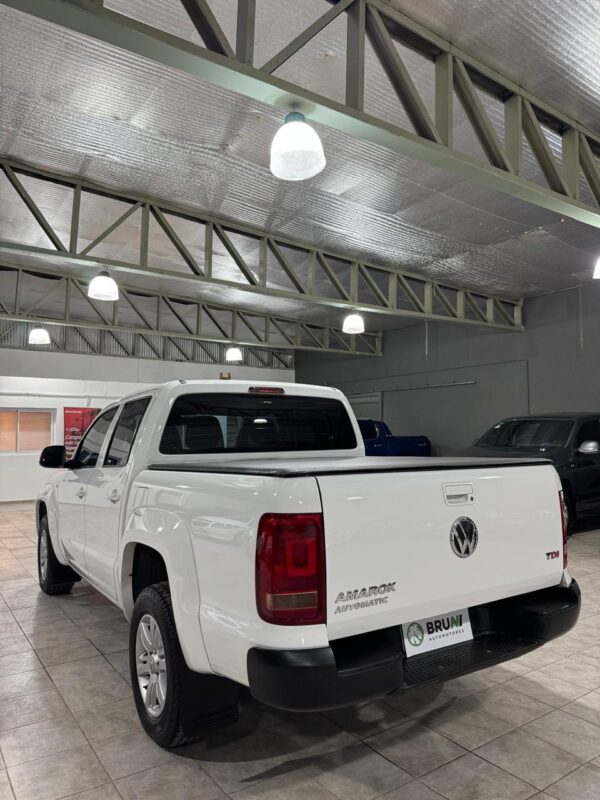 Volkswagen Amarok 2.0 Trendline AT 2016 - Image 5