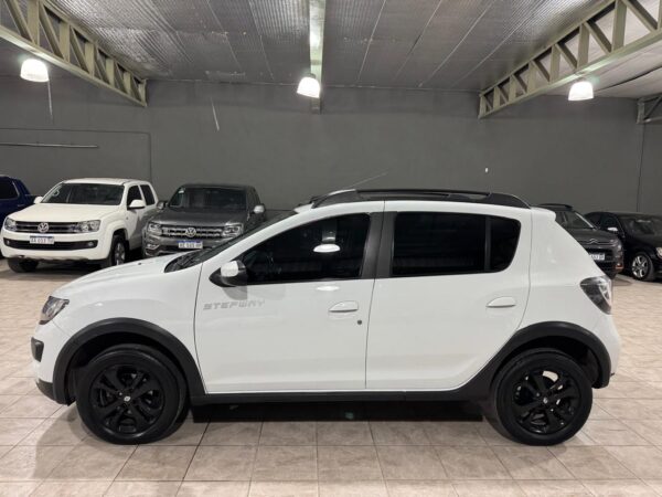Renault Sandero Stepway 1.6 Dynamique  2016 - Image 8
