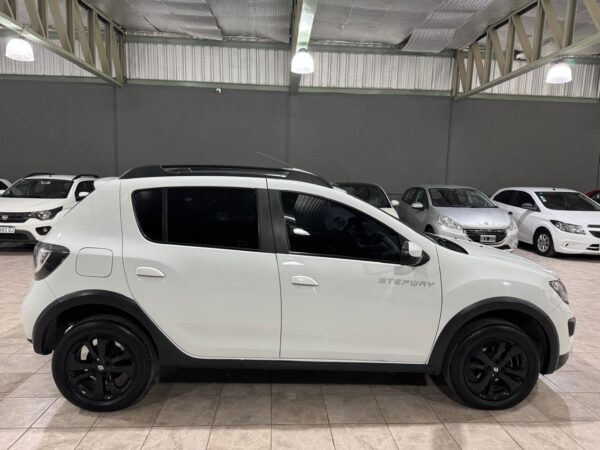 Renault Sandero Stepway 1.6 Dynamique  2016 - Image 7