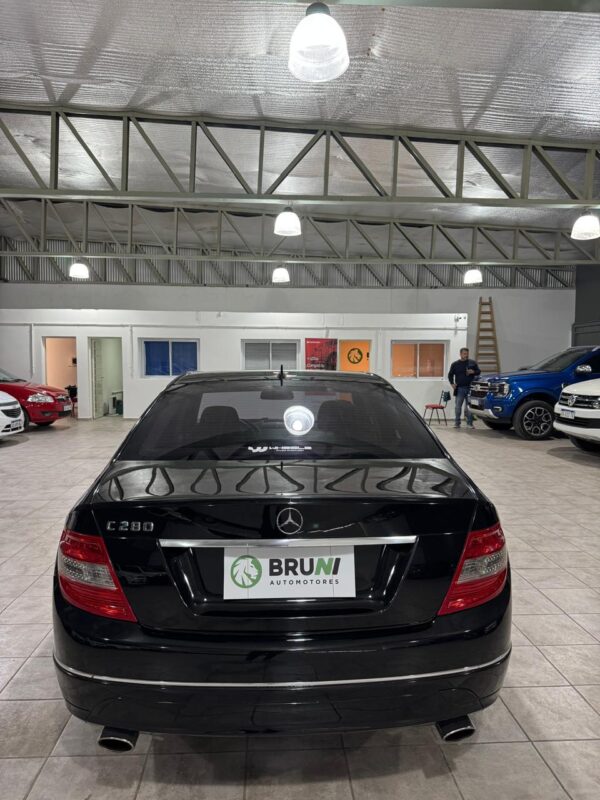 Mercedes Benz C280 3.0 v6 AT 2008 - Image 4