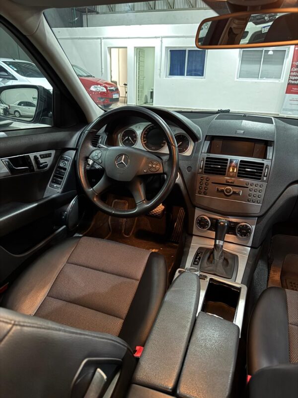 Mercedes Benz C280 3.0 v6 AT 2008 - Image 2
