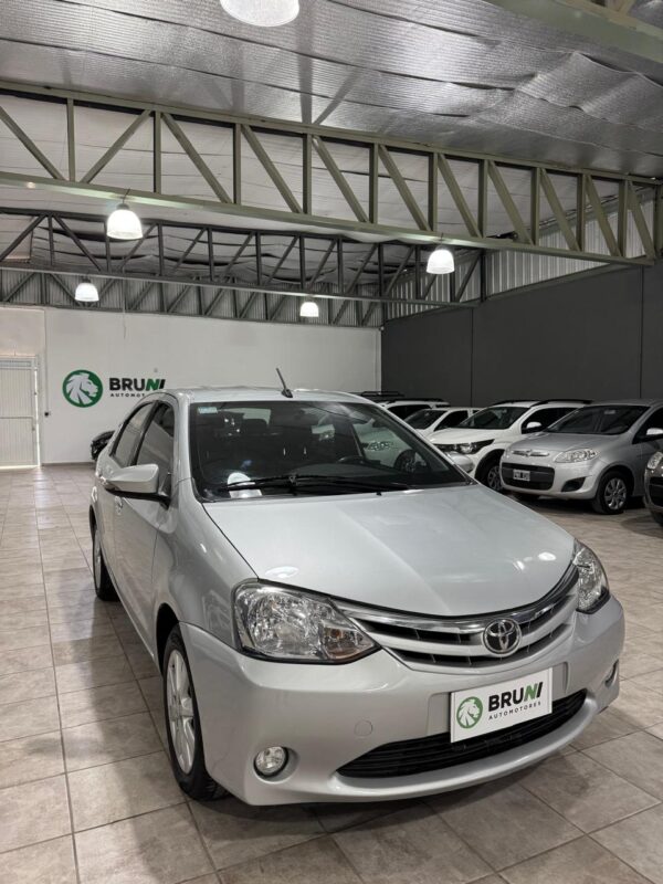 Toyota Etios 1.5 XLS Sedan 2017