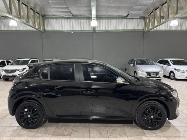 Peugeot 208 Style 1.6 Tiptronic 2022 - Image 7