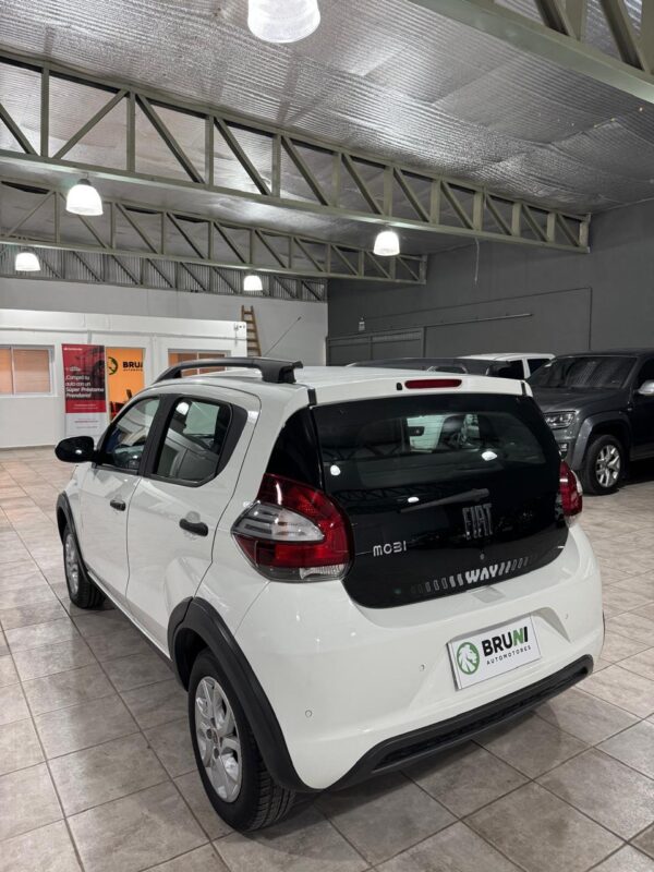 Fiat Mobi 1.0 Way 2017 - Image 4