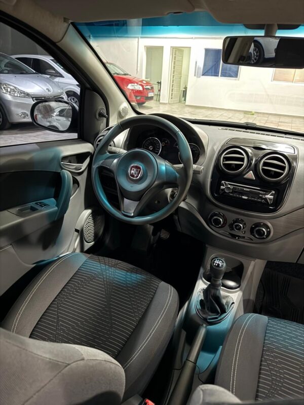 Fiat Palio 1.4 Atractive 2016 - Image 2