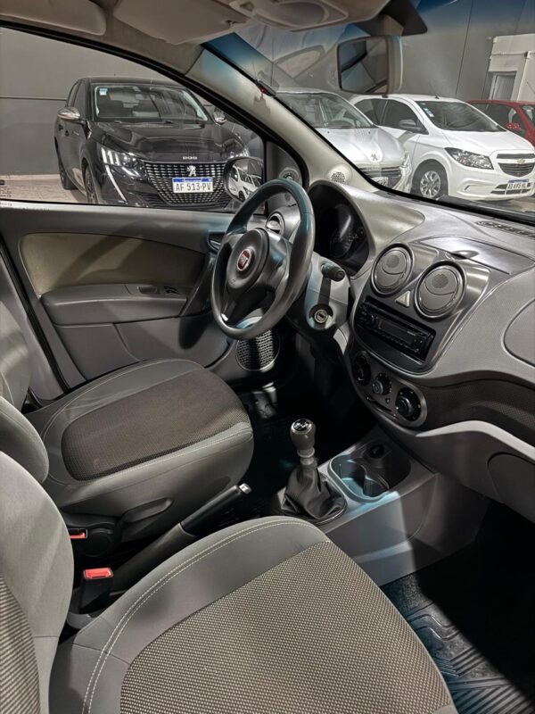 Fiat Palio 1.6 Essense 2013 - Image 3