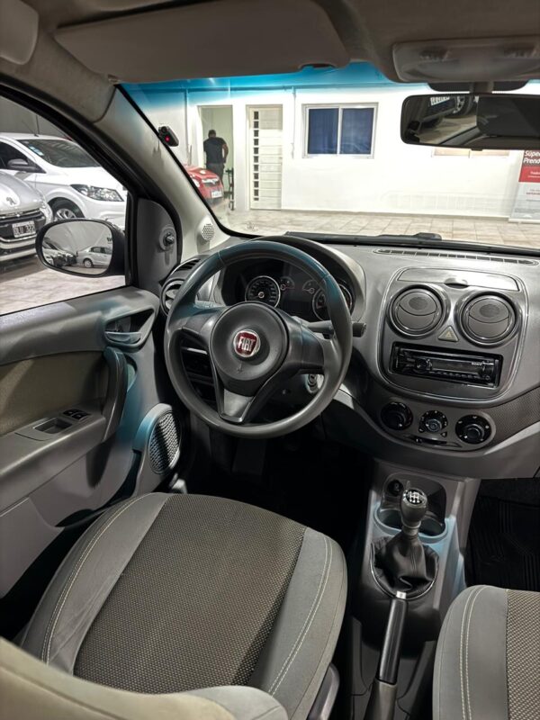 Fiat Palio 1.6 Essense 2013 - Image 2