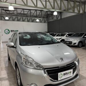 Peugeot 208 1.5 Allure  Nav 2015