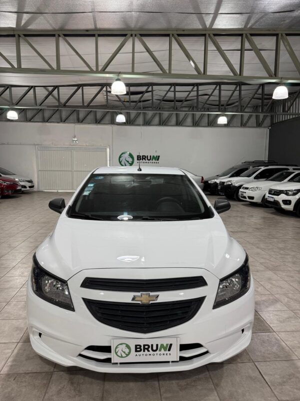 Chevrolet Ónix 1.4 Joy 2019 GNC - Image 10