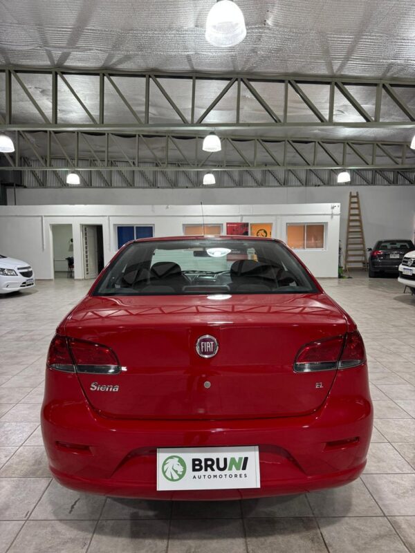 Fiat Siena 1.4 EL 2017 GNC - Image 5