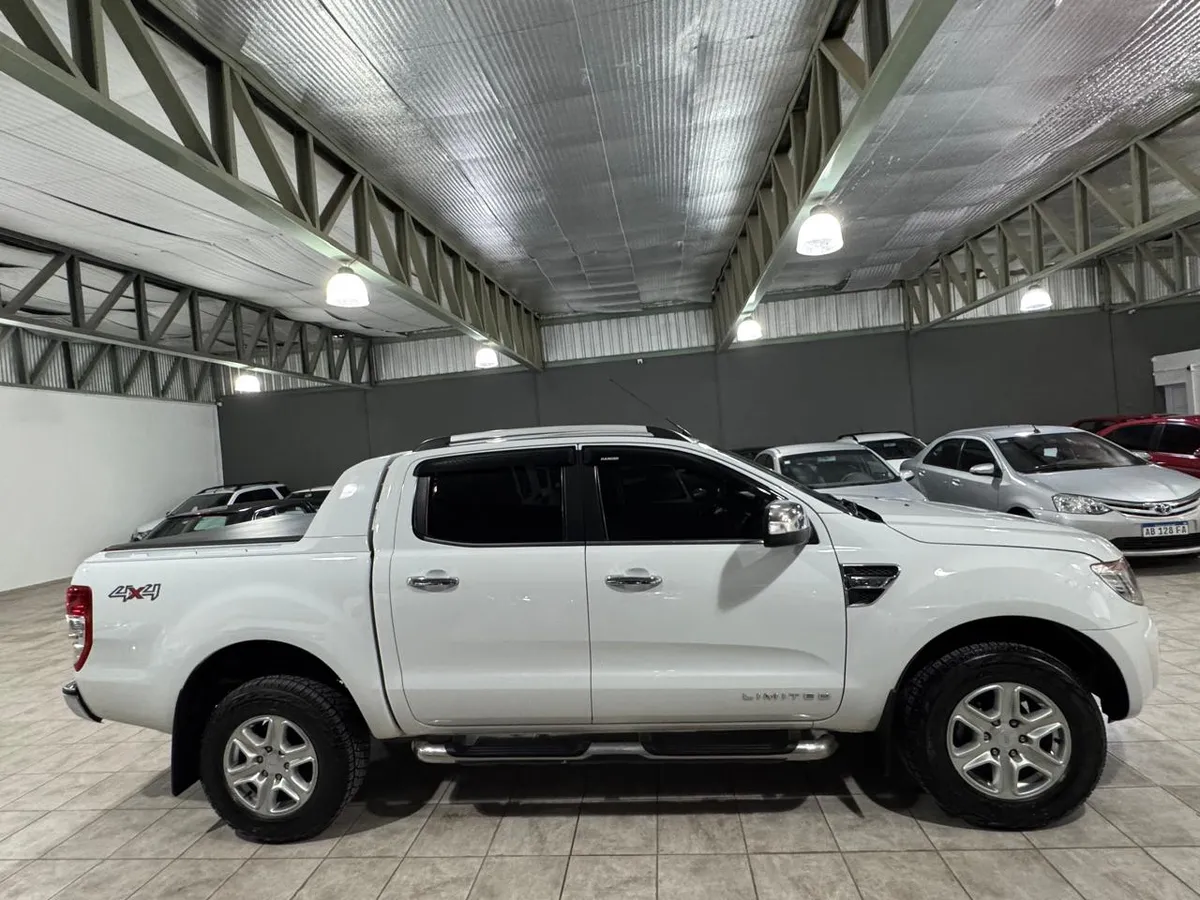Ford Ranger 3.2 Cd 4x4 Limited Tdci 200cv - Image 3